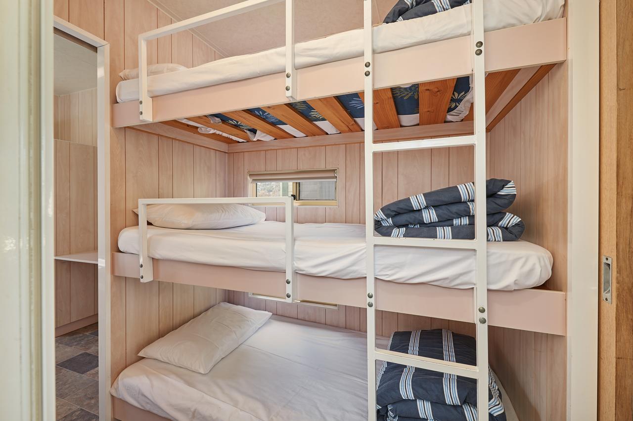 Gundagai Cabins & Tourist Park Экстерьер фото