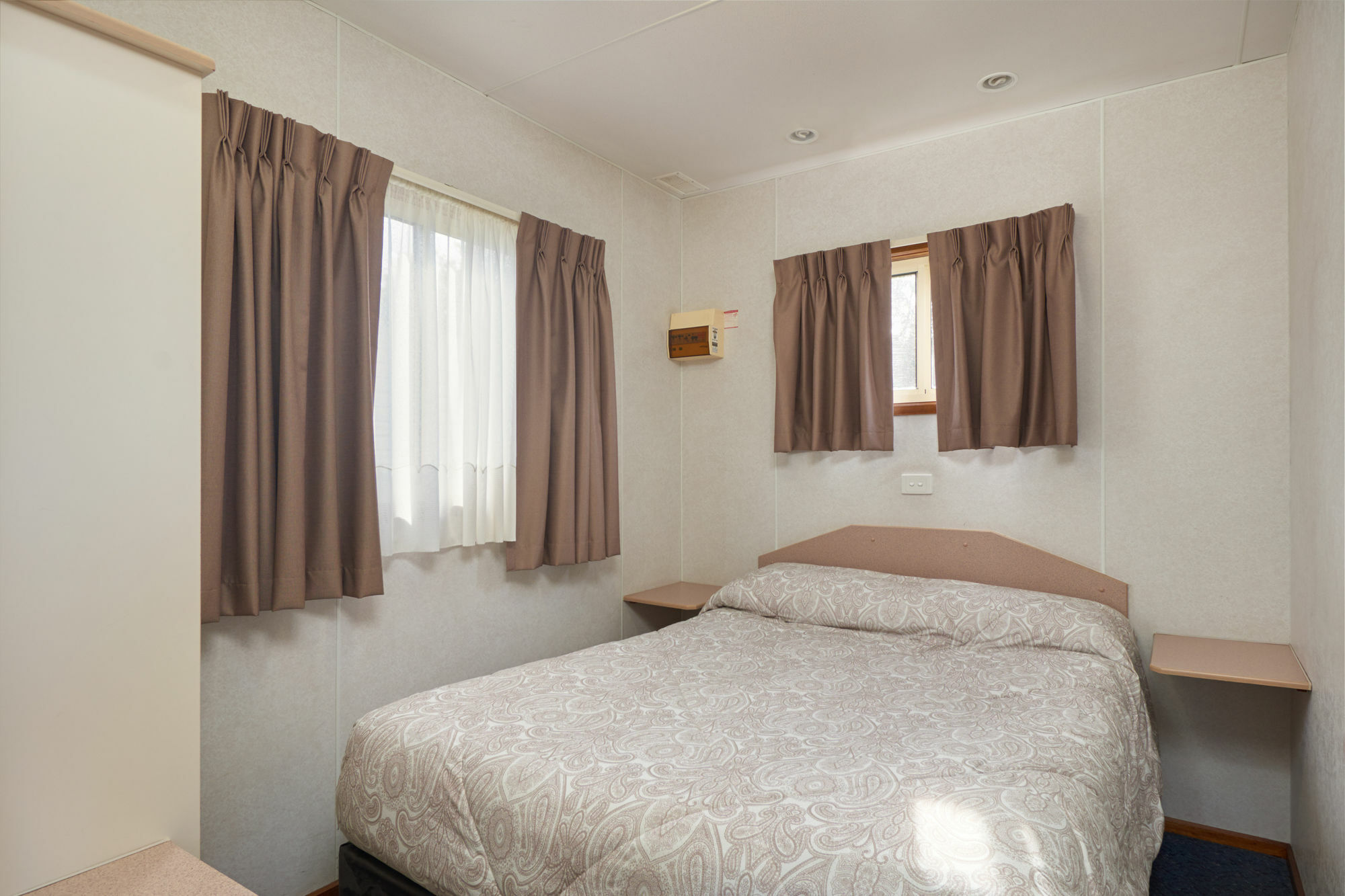 Gundagai Cabins & Tourist Park Экстерьер фото